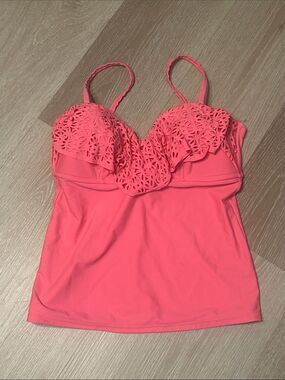 Collections by Catalina Women's Ruffle Eyelet Cut Tankini Top Sz Small